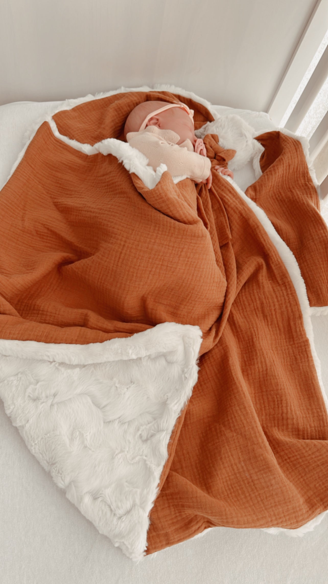 Doudou lange / doudou couverture Fourrure vagues - Caramel L atelier Oz et fee