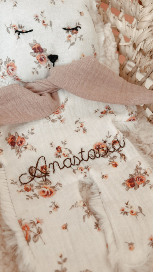 Doudou plat renard en fausse fourrure écru et gaze de coton à motifs certifié Oeko-tex