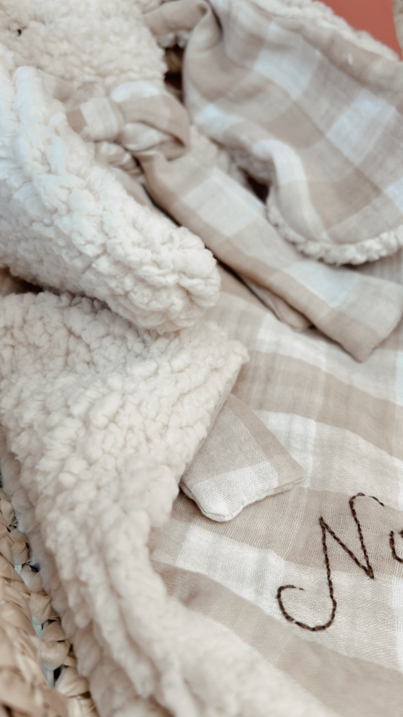 Doudou lapin lange en Sherpa ivoire - Vichy Nude & beige
