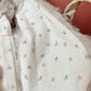 Doudou lapin lange / doudou couverture en fausse fourrure Taupe et en double gaze de coton Bio à Fleurs noisettes - L atelier Oz et fee