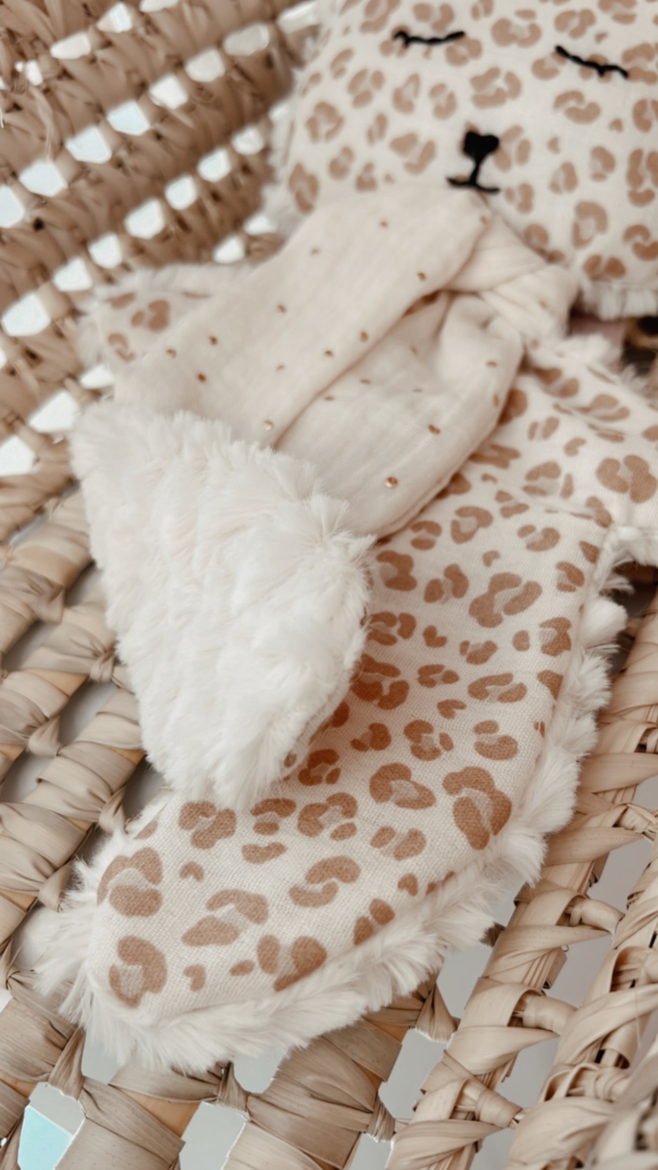 Doudou plat renard L atelier Oz et fee