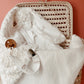 Doudou lange / doudou couverture en fausse fourrure Fantaisy beige et en doubles gazes de coton blanc cassé et Girafons L atelier Oz et fee