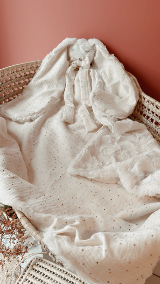 Doudou lange / doudou couverture  fourrure - Pois dorés. L atelier Oz et fee