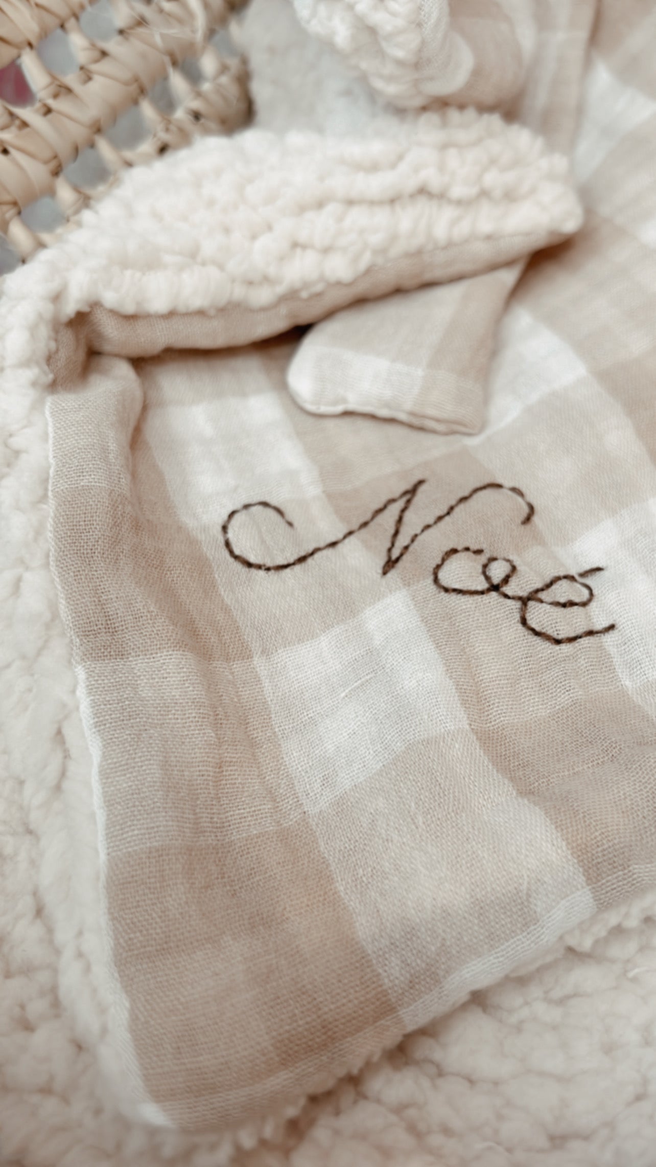 Doudou lapin lange en Sherpa ivoire - Vichy Nude & beige