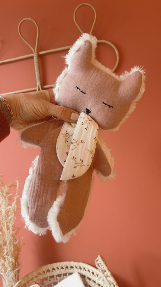 Doudou plat renard en fausse fourrure écru et gaze de coton uni certifié Oeko-tex