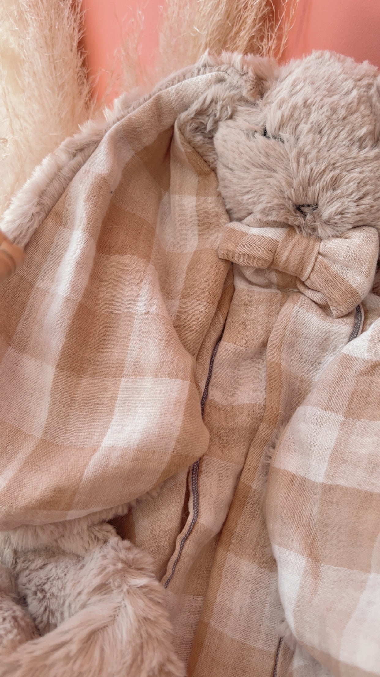 Doudou lapin lange en Fourrure taupe - Vichy Nude & beige