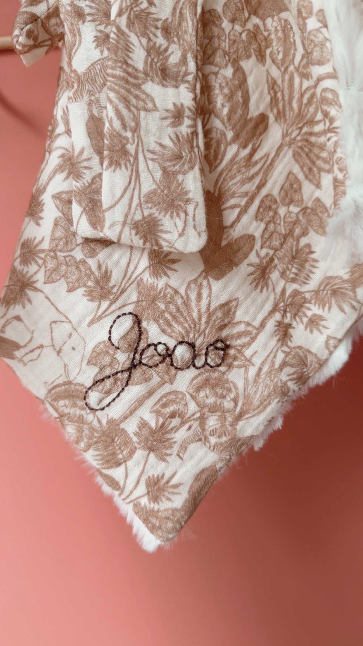 Doudou lapin lange 25cm, fourrure à Vagues écru et gaze de coton Savane Sand & mocha mousse