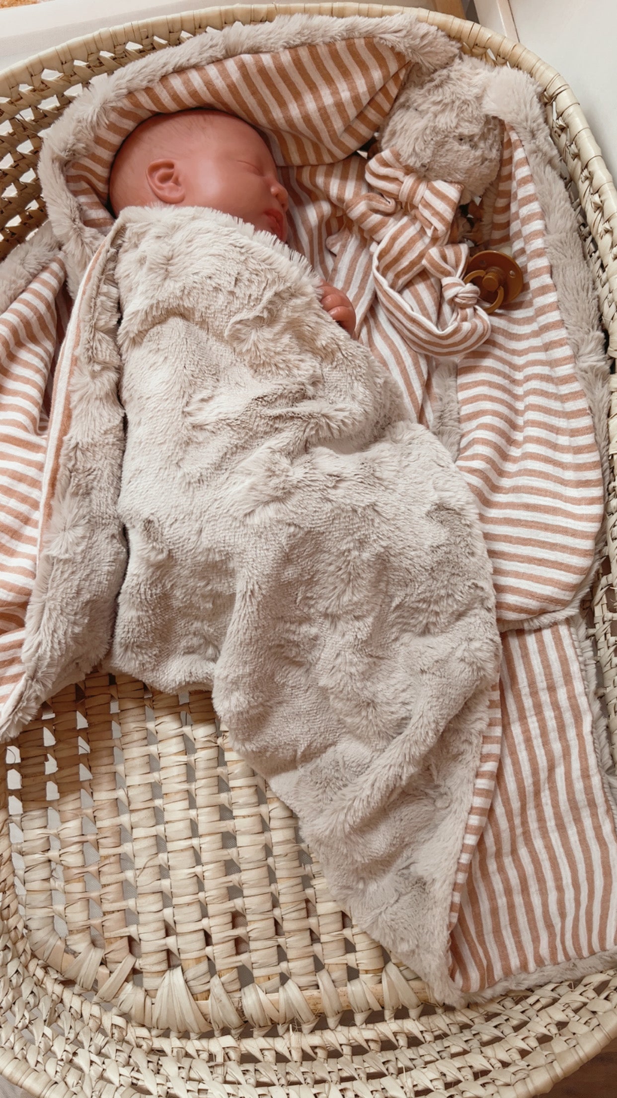 Doudou couverture lapin / Doudou lange XXL à Rayures nude