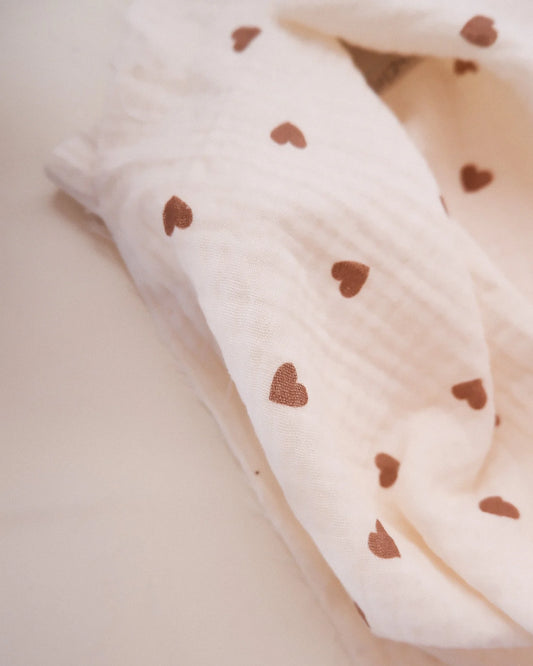 Couverture Petits coeurs chocolat, idéal pour bébé, cadeau naissance, plaid chaud